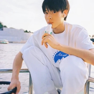 抖音最火100张头像男生