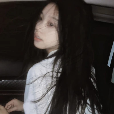 2025最新微信头像新款真人女生图片