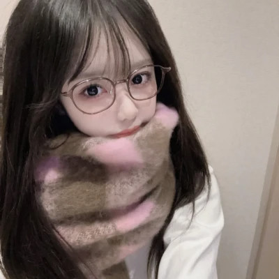 女生头像真人简单2025最新