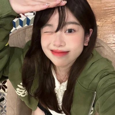 头像图片2025最火爆真人女生