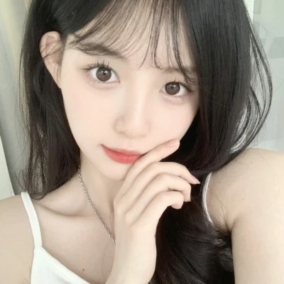 头像图片2025最火爆女可爱真人