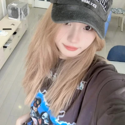 头像图片2025最火爆女可爱真人