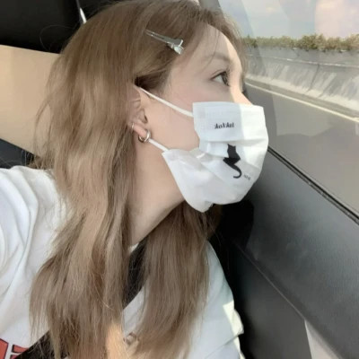 头像图片2025最火爆女可爱真人