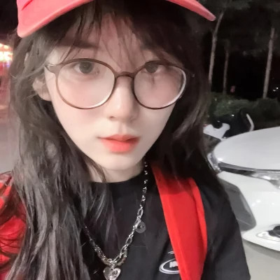 2025精选真人女头