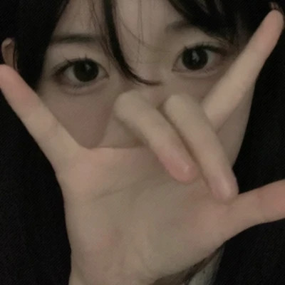 头像女生2025最新火真人