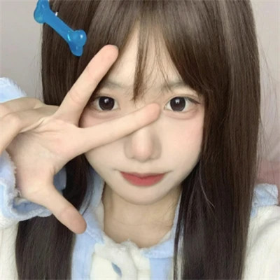 2025最火的真人头像女可爱