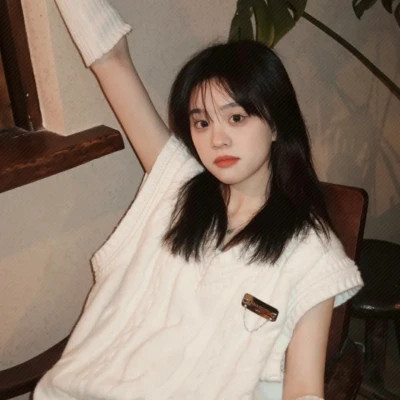 2025最火的真人头像女可爱