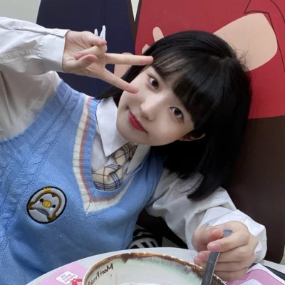 2025甜美头像女生图片