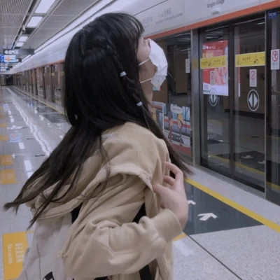 又甜又酷的女生头像