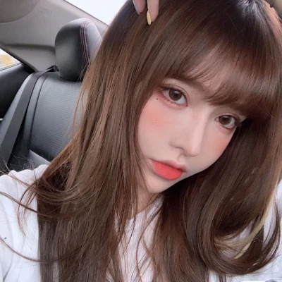 又甜又酷的女生头像
