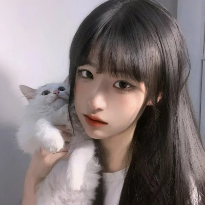又甜又酷的女生头像