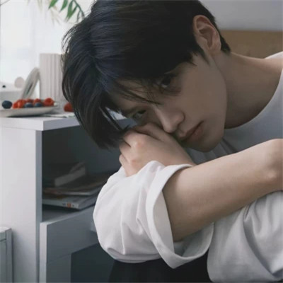 抖音头像男生帅气潮男