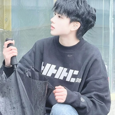 帅气男生头像真人看起来比较稳重