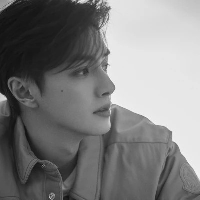QQ头像2025男真人高清图片