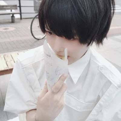 2025年新款男生QQ头像