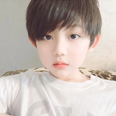 2025最新男生QQ头像