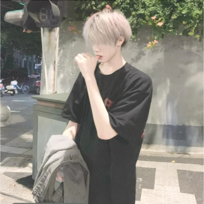 2025最新男生QQ头像