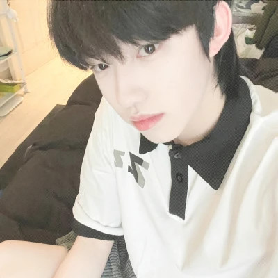 2025最新男生QQ头像