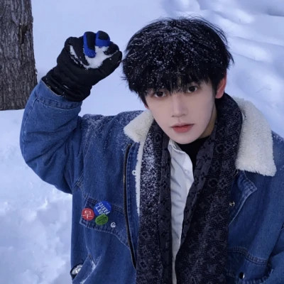 2025最新男生QQ头像