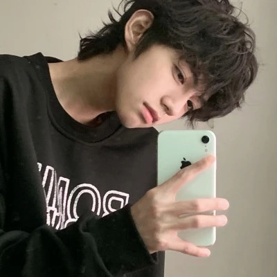 男生的帅气头像