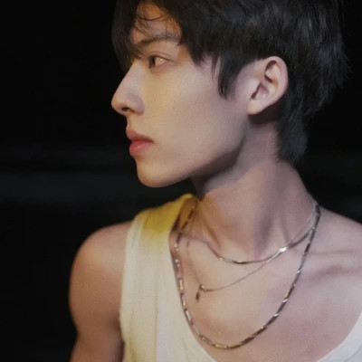 男生的帅气头像