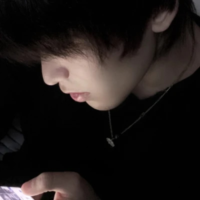 男生的帅气头像