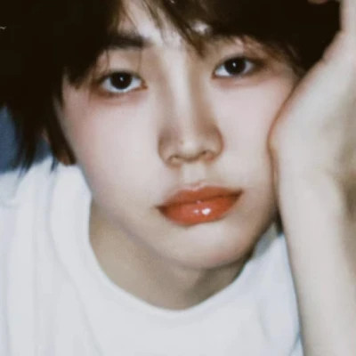 男生的帅气头像