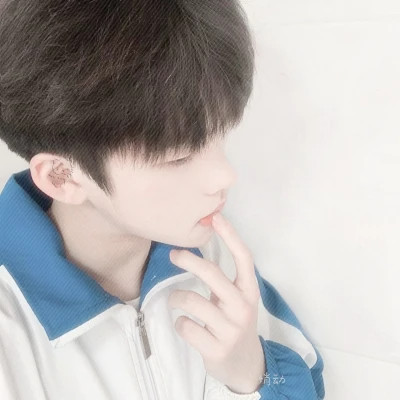 男生的帅气头像