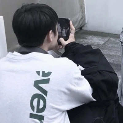 好看酷酷的男生头像图片