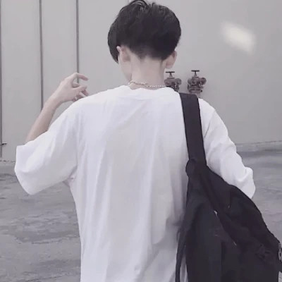 好看酷酷的男生头像图片