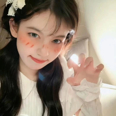 氛围感拉满的女头