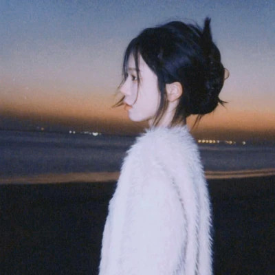 绝美氛围感女头
