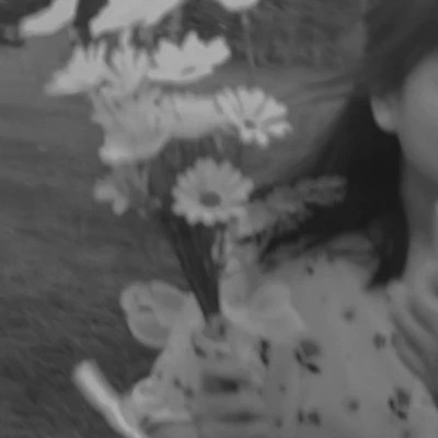 丧头像女生伤感黑白意境图片