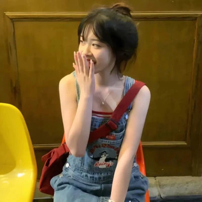好看高清又不明显的情侣头像