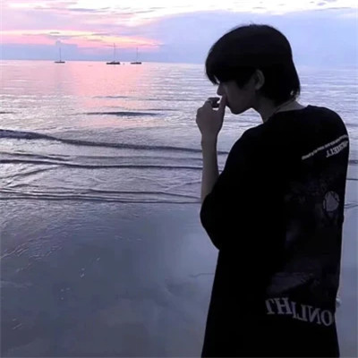 好看但不明显的情侣头像真人
