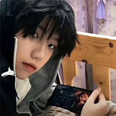 好看但不明显的情侣头像真人