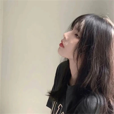 好看但不明显的情侣头像真人