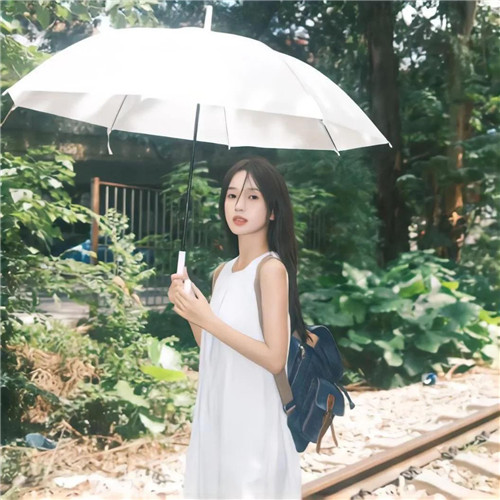 2025很美的最火女性头像图片