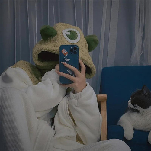 个性微信头像小众男生真人图片