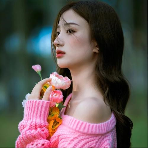 2025最新好看的高质量女生微信头像