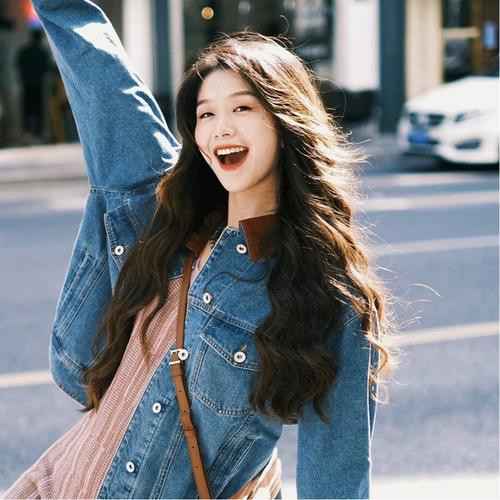 2025最新好看的高质量女生微信头像