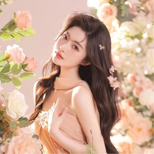 2025最新好看的高质量女生微信头像