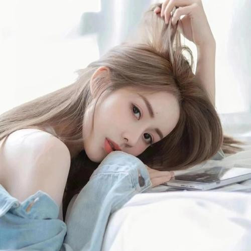 微信头像女2025年气质