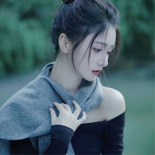 微信头像女2025年气质