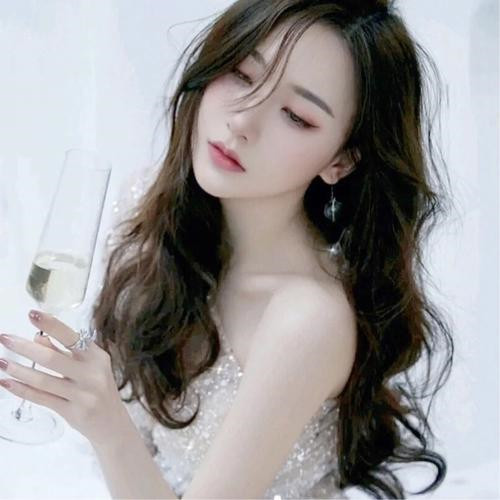 微信头像女2025年气质