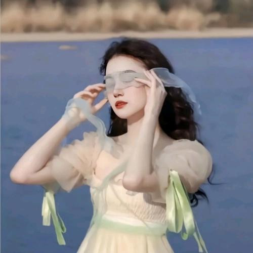 微信头像女2025年气质