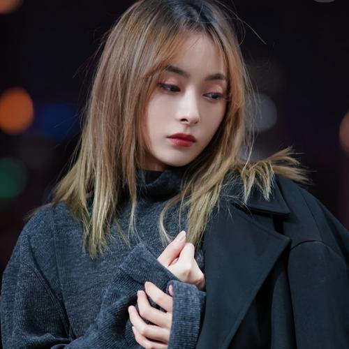 微信头像女2025年气质