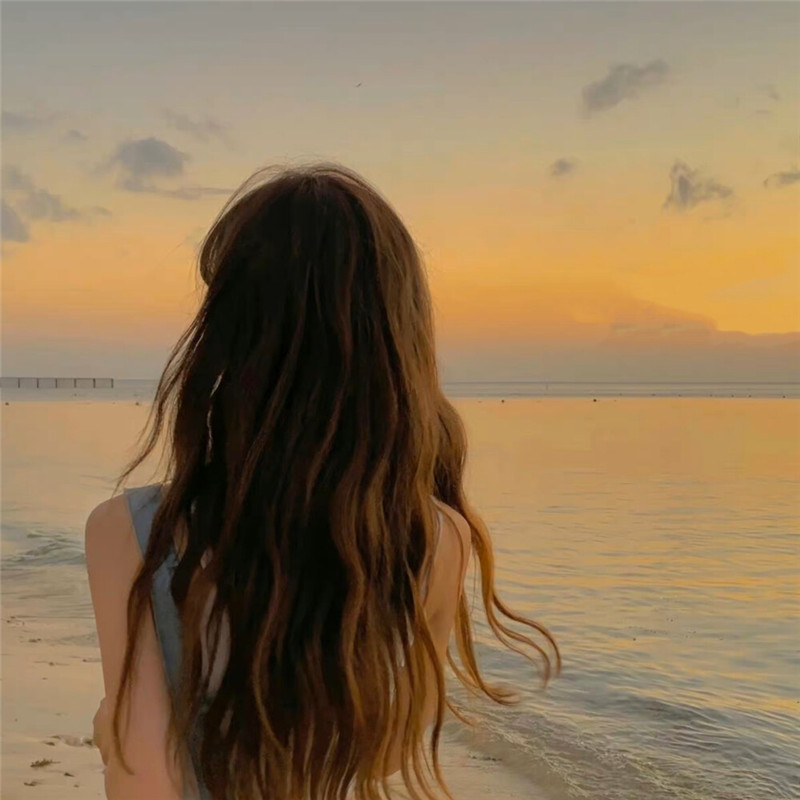 2025流行背影最新款图片女