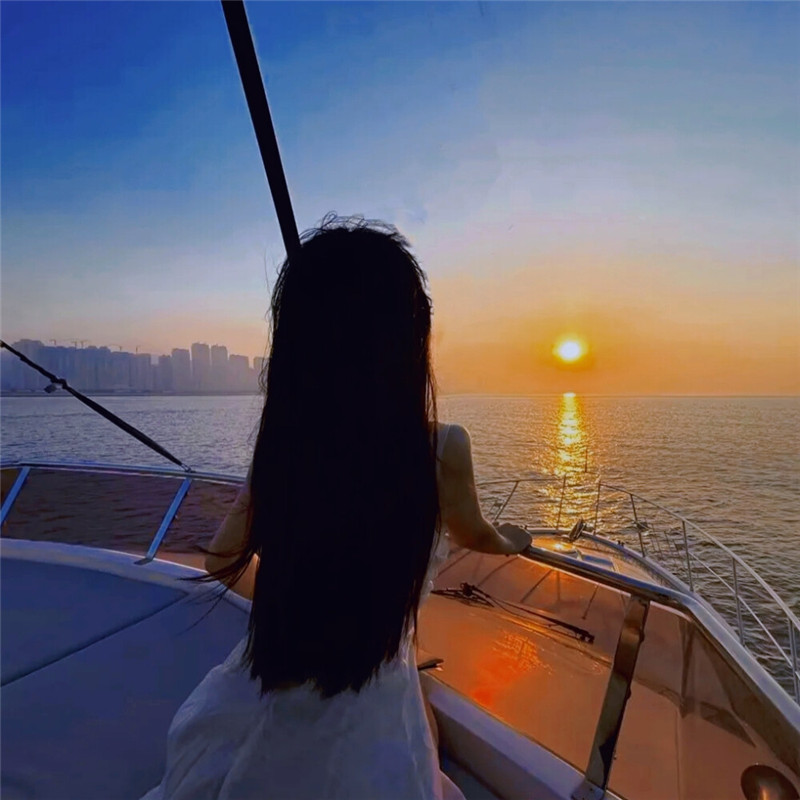 2025流行背影最新款图片女