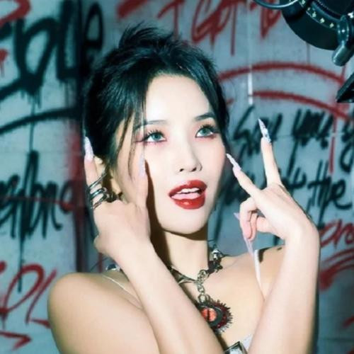 2025微信头像图片女生版头像